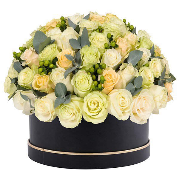 Athena roses and hypericum green